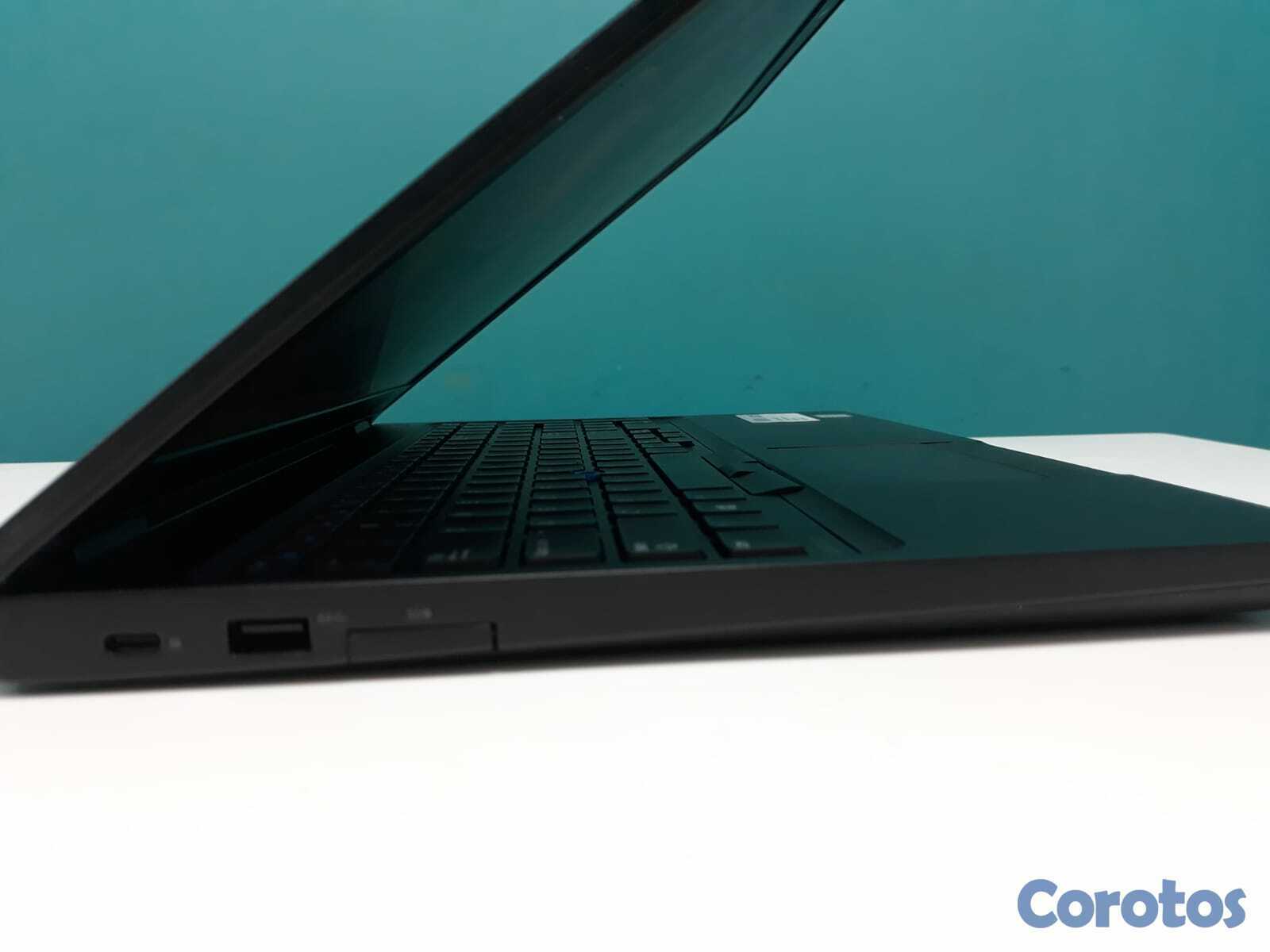 computadoras y laptops - `Laptop, Dell Latitude 5580 / 7th Gen, Intel Core  3