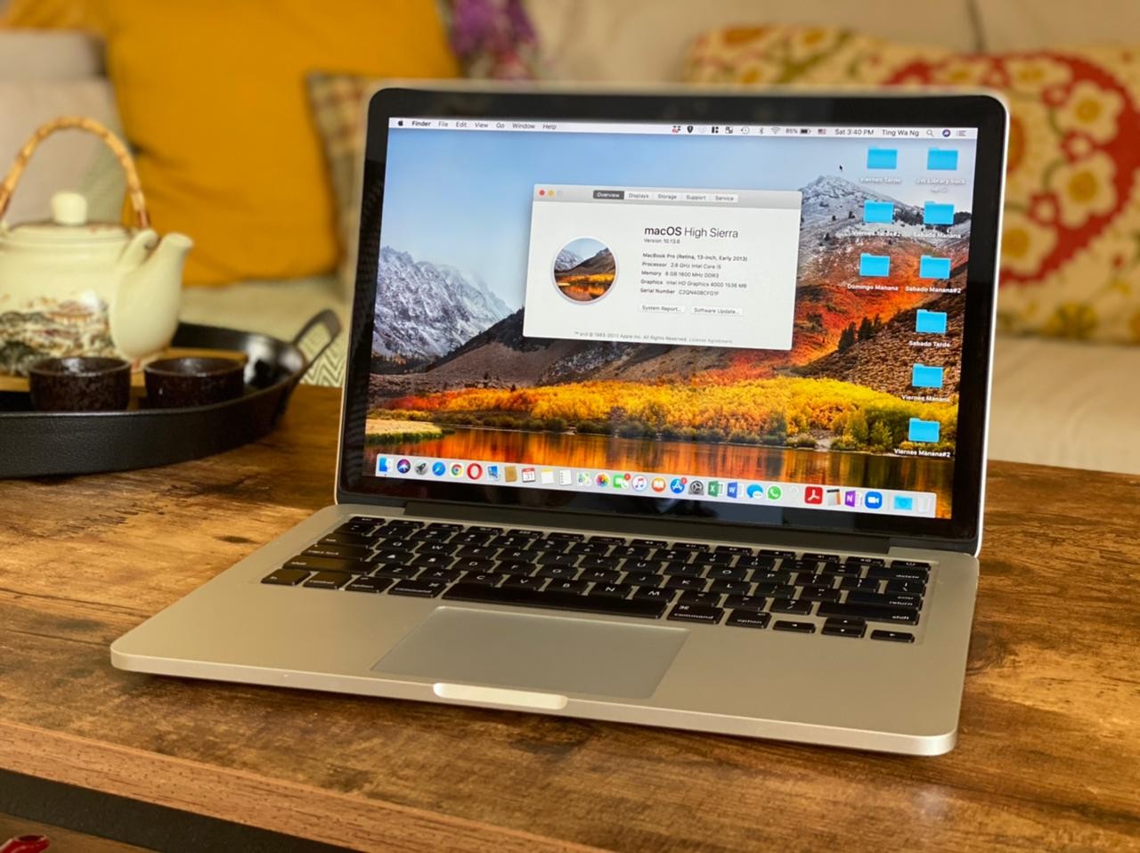 computadoras y laptops - MacBook Pro 2013 ICore5 8Ram 256GB Excelente Condiciones 