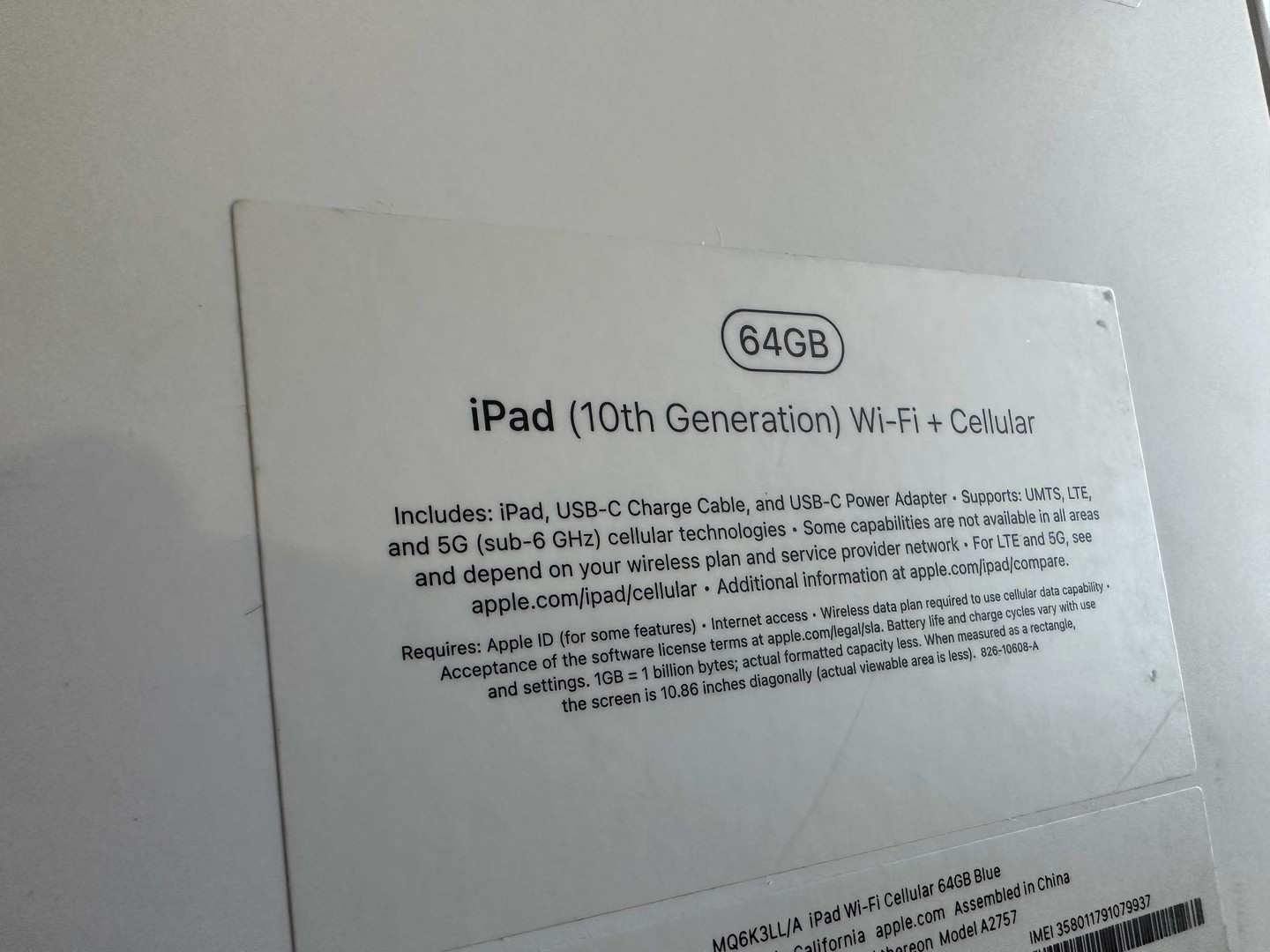 celulares y tabletas - Vendo iPad 10th Generation 64GB Wi-Fi Azul Nueva Sellada, RD$ 25,500 NEG 2