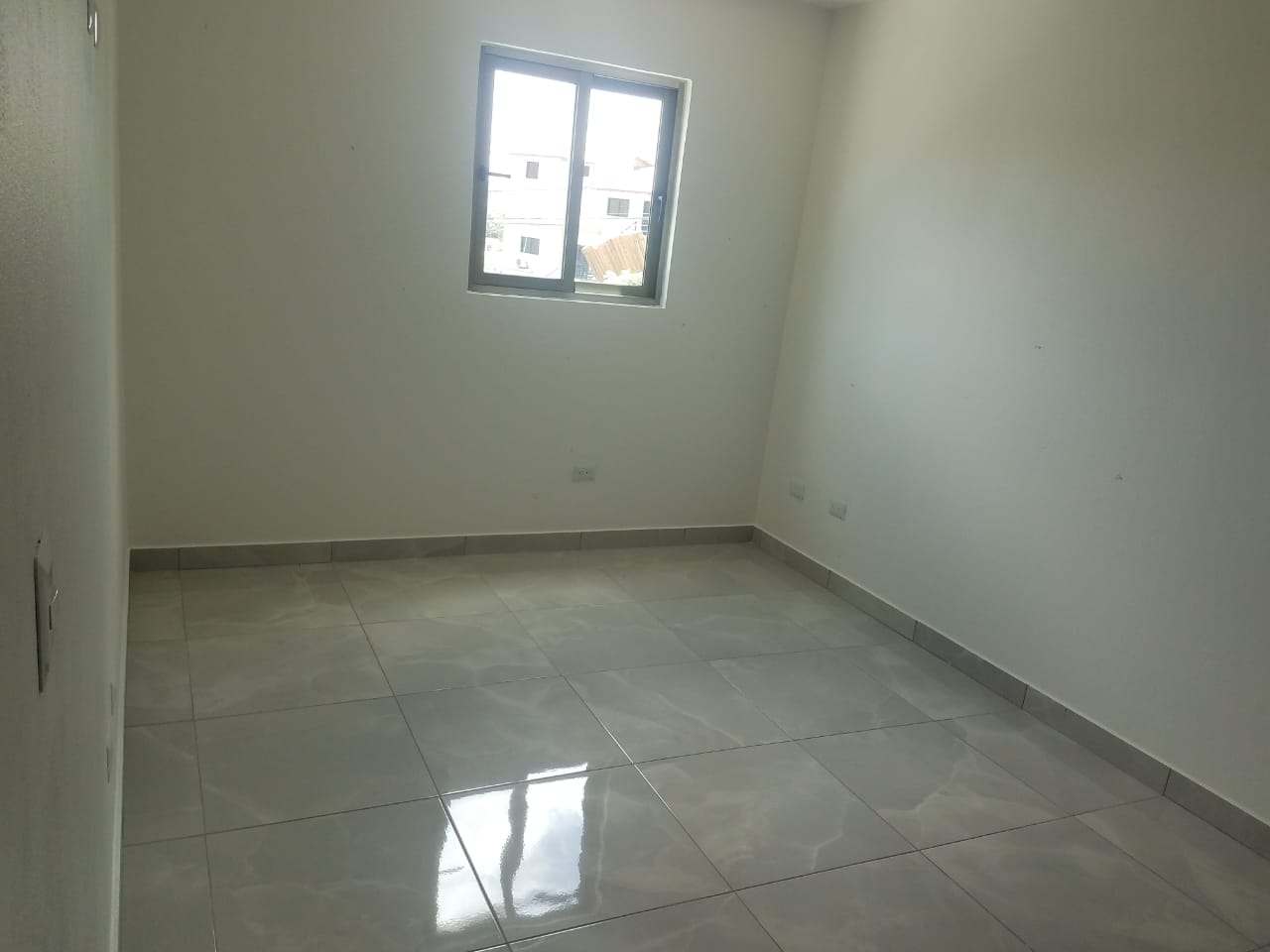 apartamentos - alquilo apartamento en Amalia autopista de San Isidro 