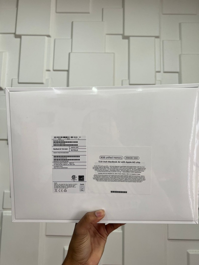 celulares y tabletas - MacBook Air Chip M2 2022 Midnight 8GB Y 256GB 3