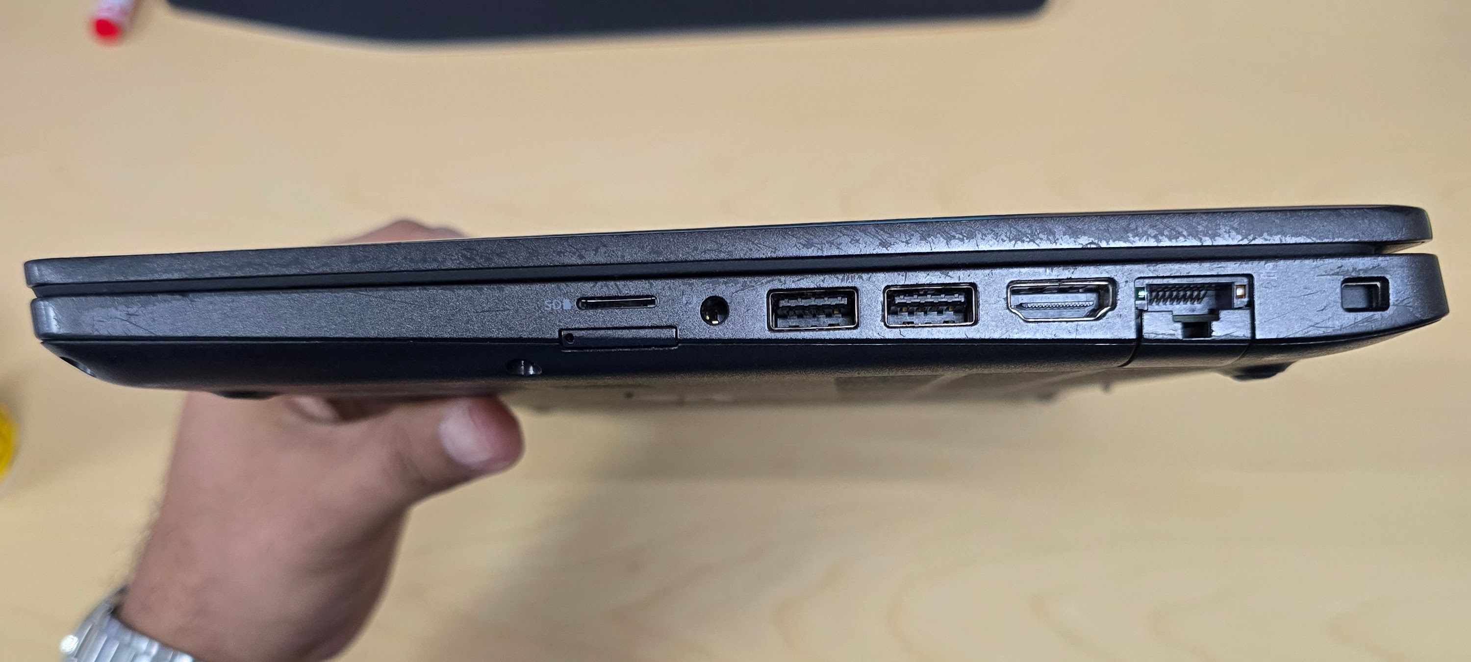 computadoras y laptops - Dell Latitude 5400 2