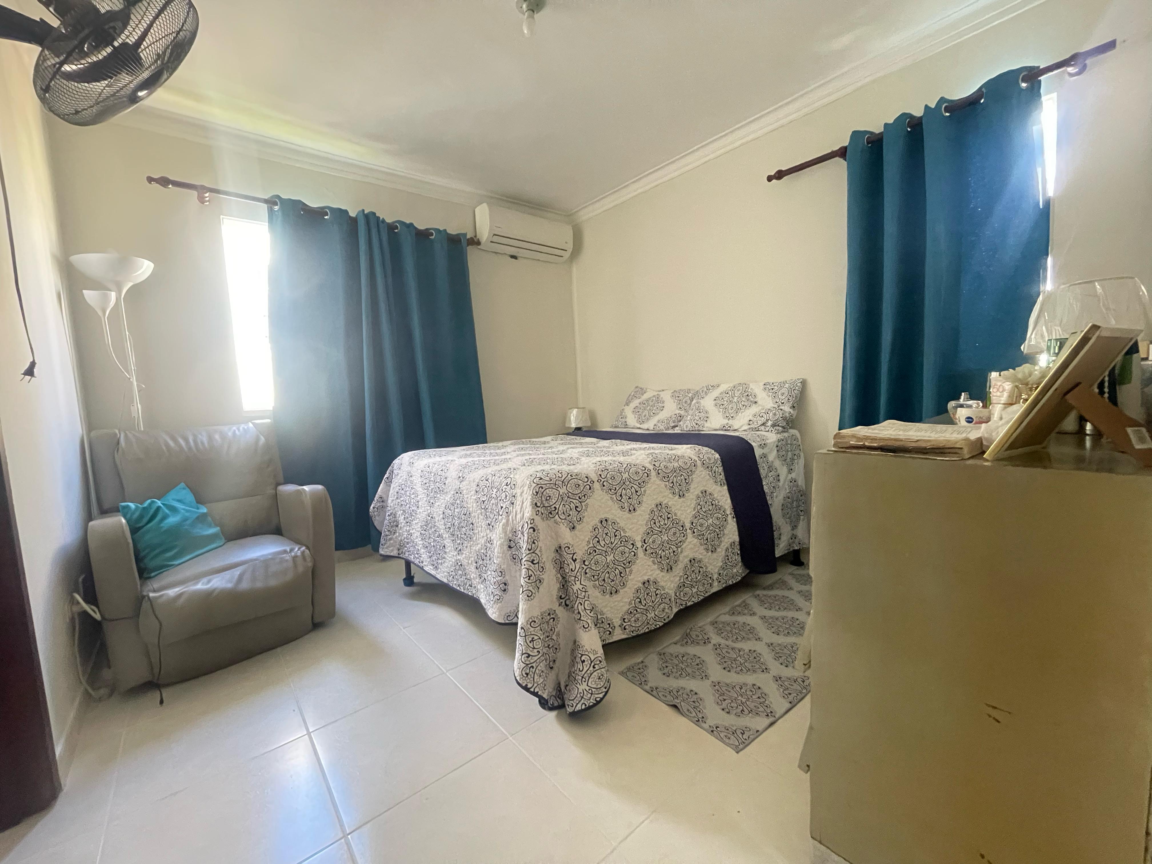 apartamentos - Se vende apartamento en la Av. Monumental y próximo al Olé  (SD) 4