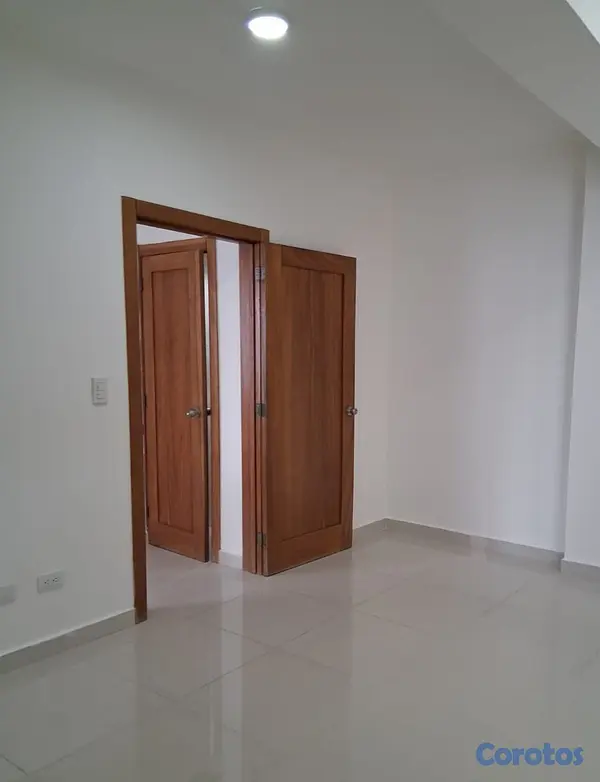 apartamentos - Alquiler Apartamento Torre, 1Hab, Evaristo Morales 2
