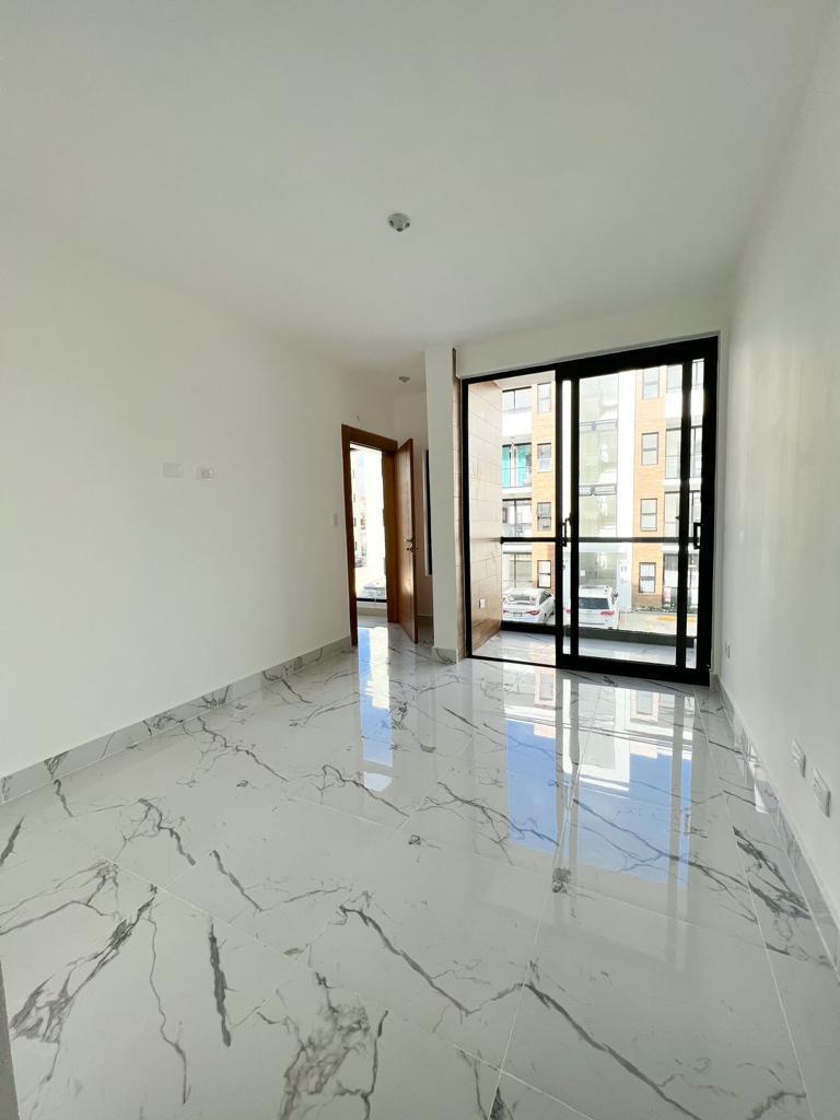 apartamentos - Apartamento con Seguridad 24/7 en Llanos de Gurabo 5