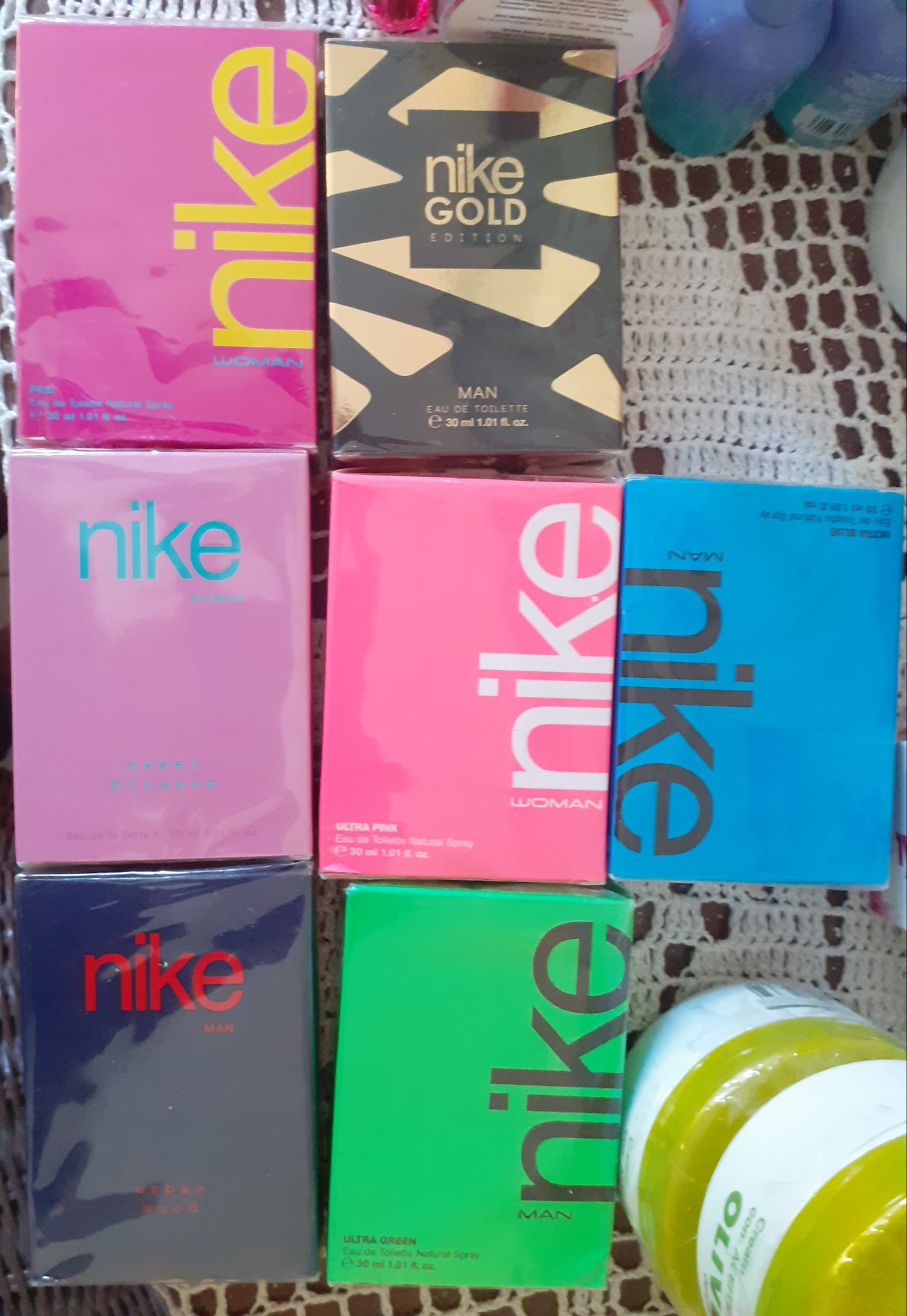 salud y belleza - Perfumes Nike 500 pesos de  hombre y mujer