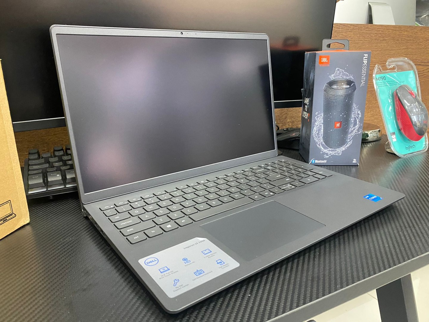 computadoras y laptops - Laptop Core i5 11th , 12th Gen Dell, y Hp 8GB - 16GB 1