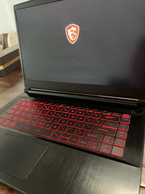 computadoras y laptops - Laptop Gaming MSI GF63 Thin 1