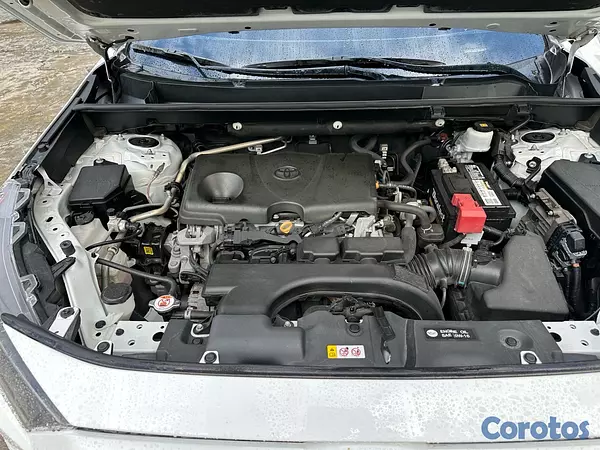 jeepetas y camionetas - Toyota Rav4 LE año 2021 recién importado  5