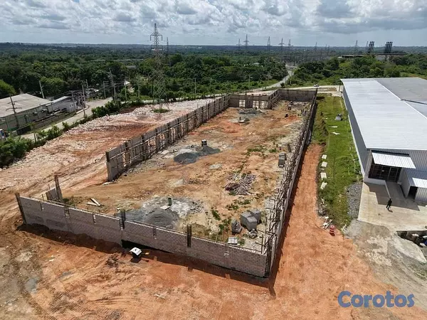 otros inmuebles - Alquilo Nave industrial en Autopista Duarte 6