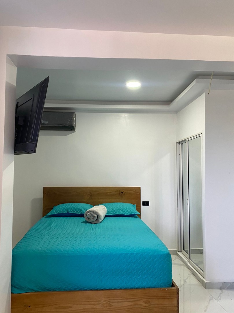 apartamentos - Alquiler Estudio Amueblado Ubicado en la Zona Colonial, Santo Domingo 1