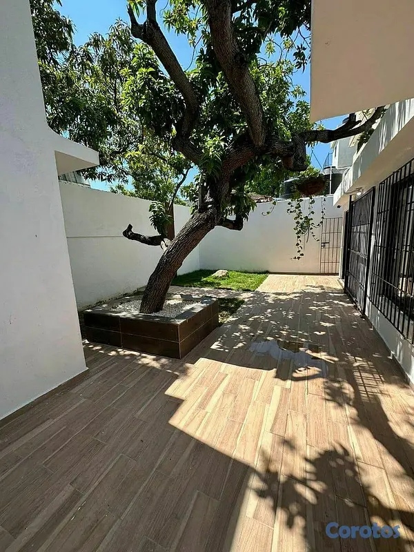 casas - Amplia casa moderna con GuestHouse 5