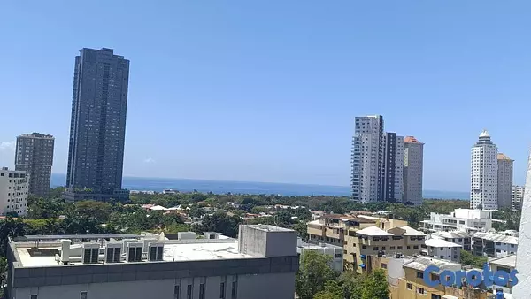 apartamentos - Urb. Real en piso Alto con vista al Mar, 3hab 2