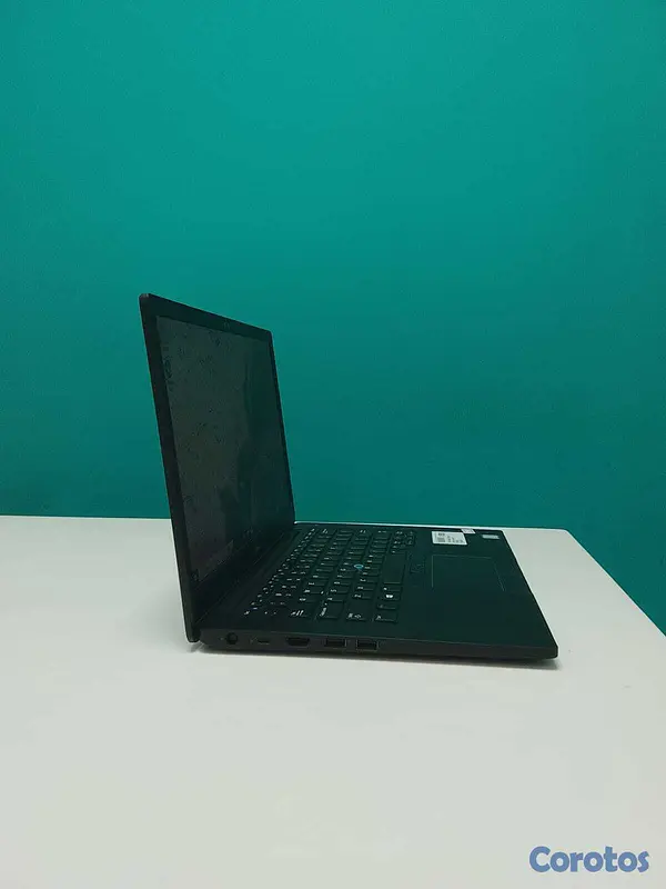 computadoras y laptops - Dell Latitude 7490 (TOUCH) / 8th Gen, Intel Core i 2