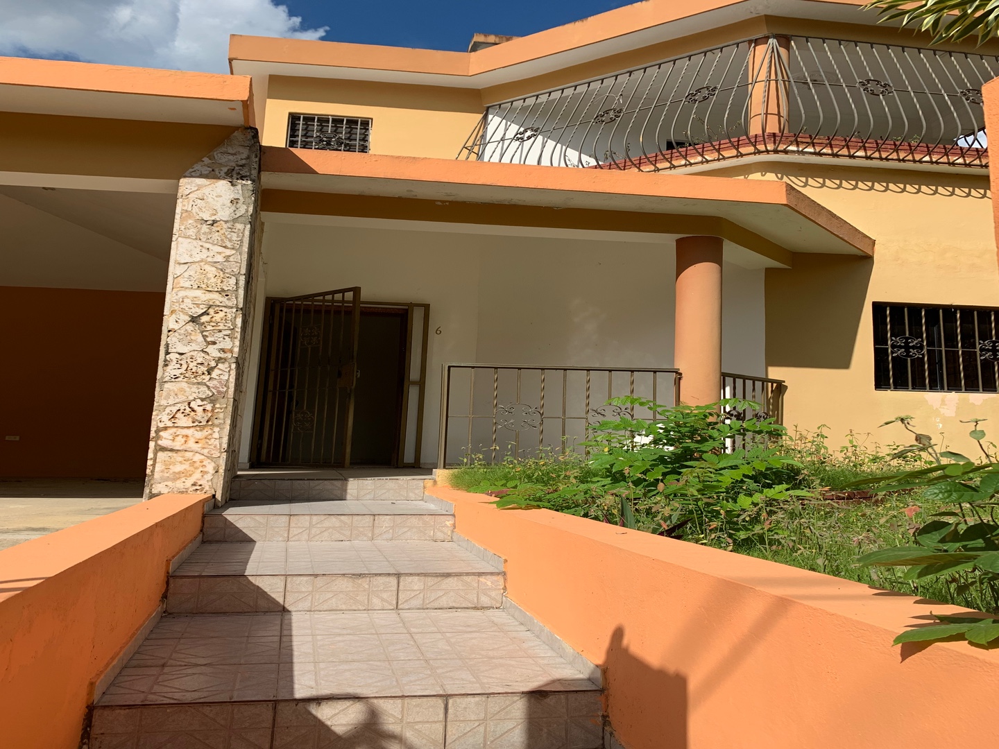 casas - Vendo casa en Paraíso del Caribe Santo Domingo  Oestes , 315.Mts. De solar 