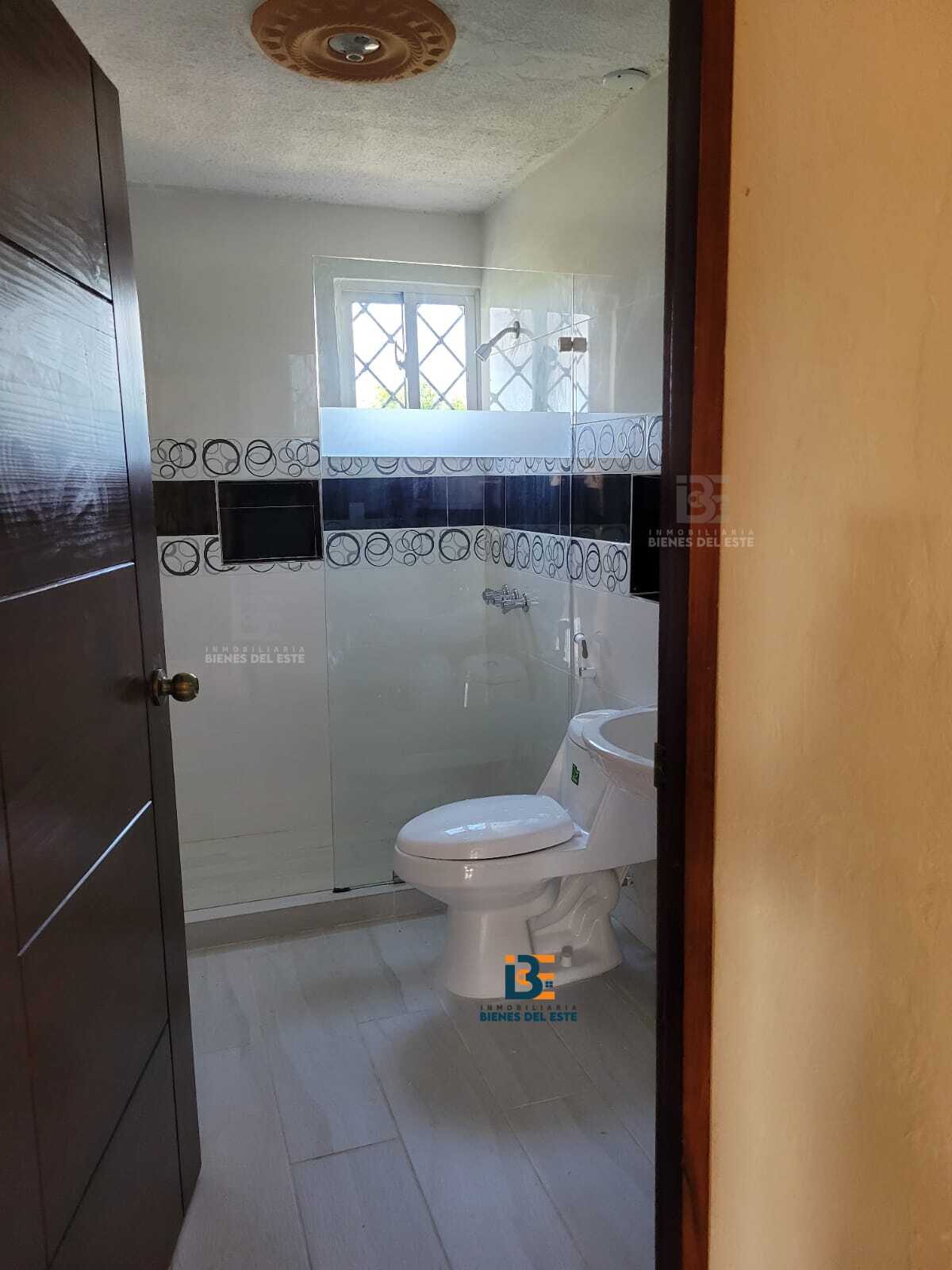 casas - Se Alquila Casa de Tres habitaciones, SPM. 5