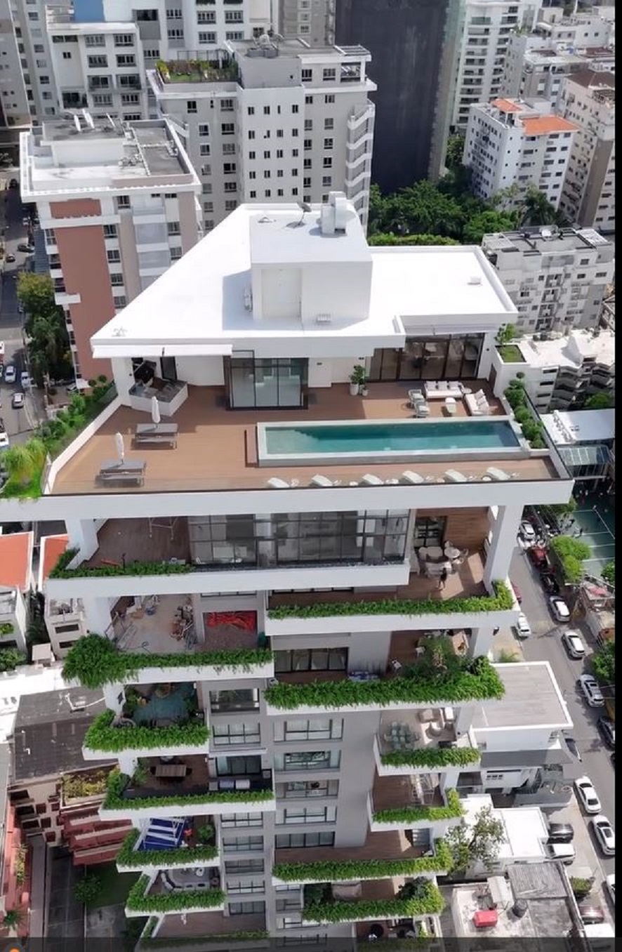 apartamentos - Apartamento en Paraiso Uno por piso 6 parqueos 3