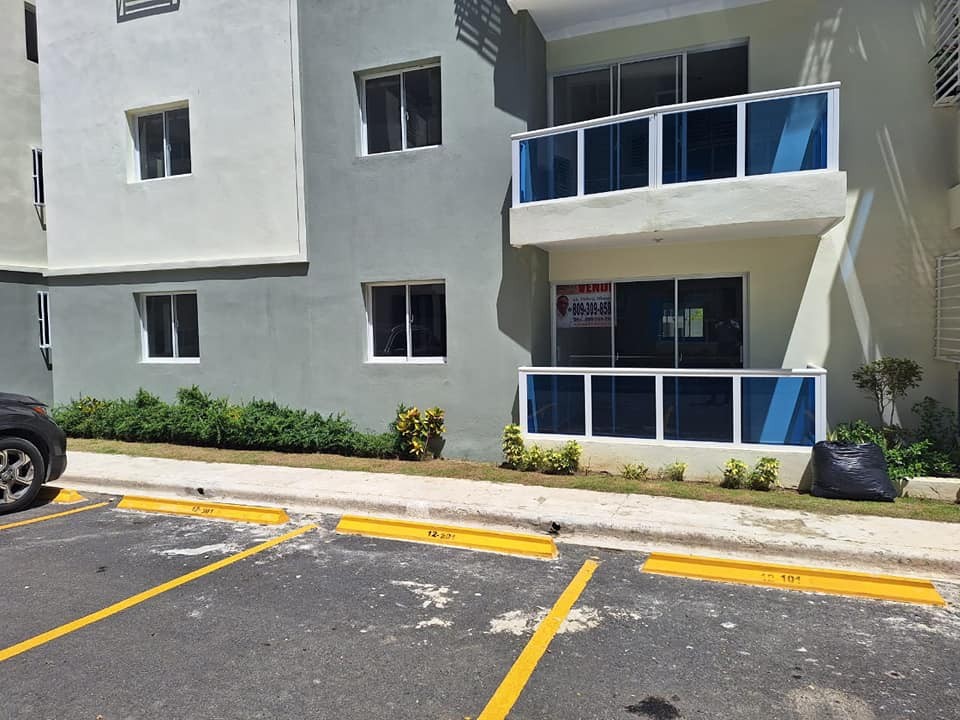 apartamentos - Se vende Apartamento de Lujo a Pasos del Metro en Santo Domingo Norte 6