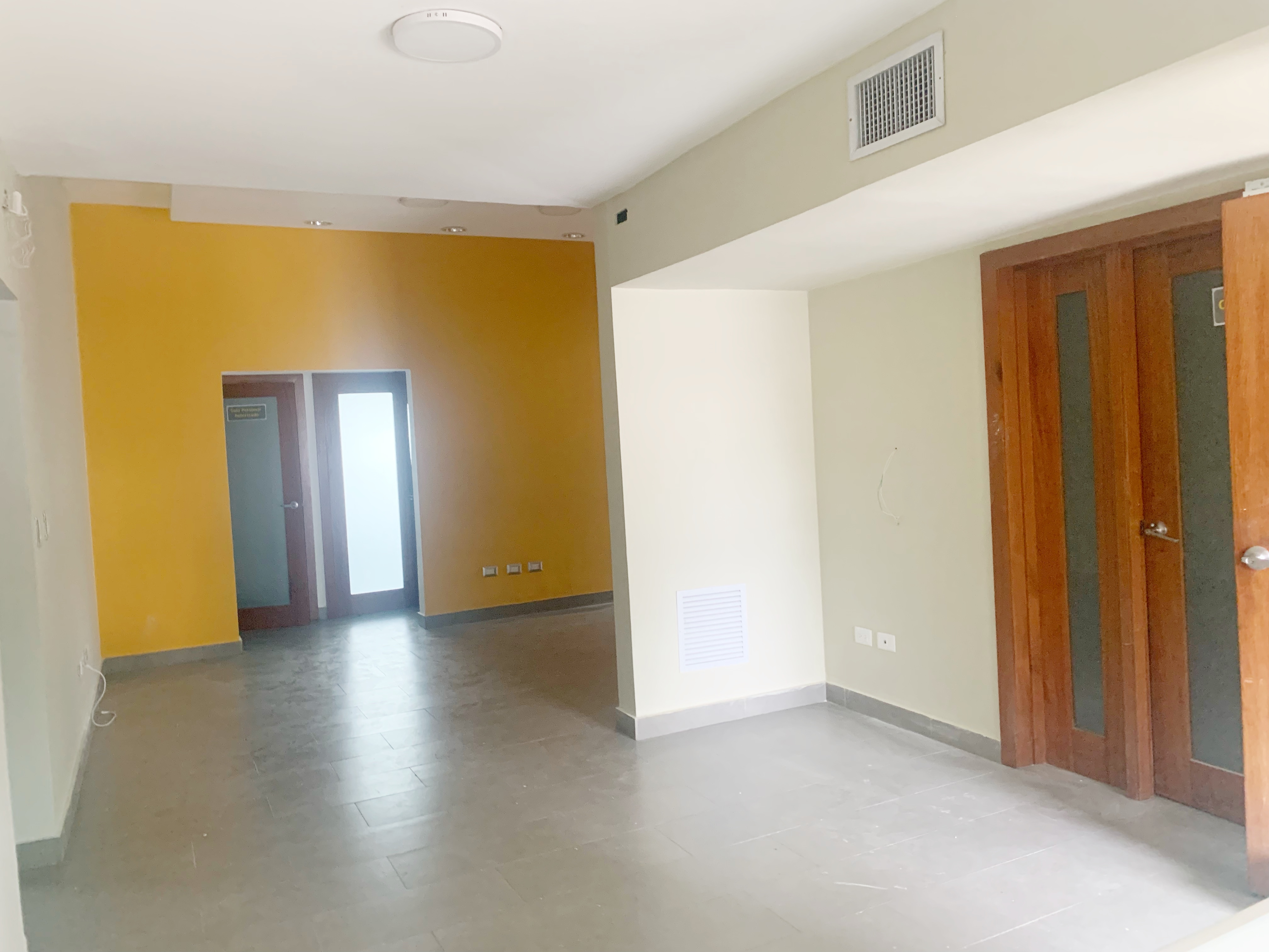 oficinas y locales comerciales - Local en el Millon  2