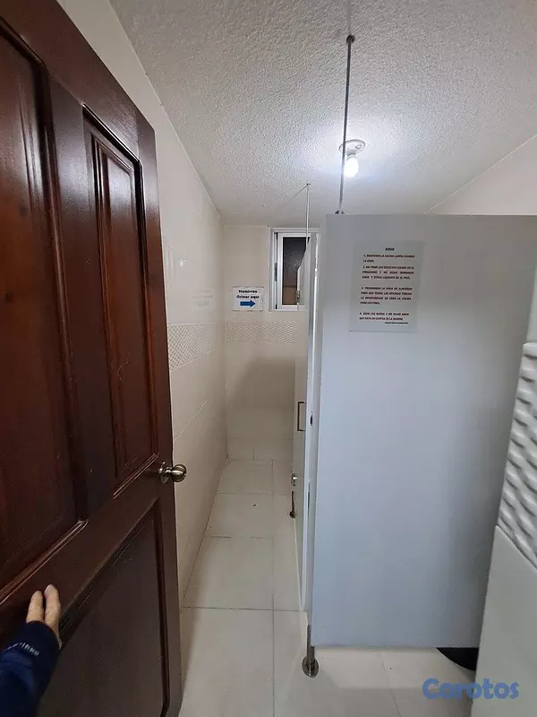 oficinas y locales comerciales - Alquilo local 12 mts 2do piso  para oficina Ens. Q 3