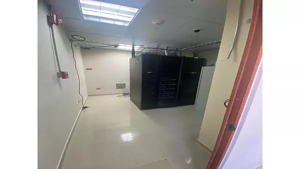 oficinas y locales comerciales - ALQUILER LOCAL PARA OFICINA DE 379m2 - EVARISTO MORALES 6