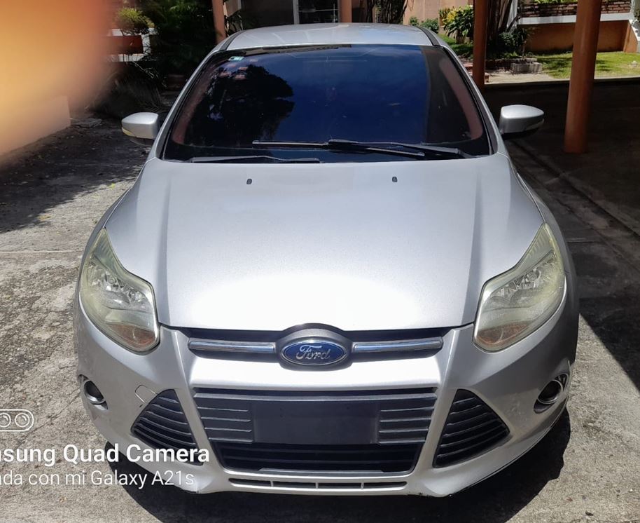 carros - Vendo Ford Focus, 2013, RD$295,000. Negociable 
