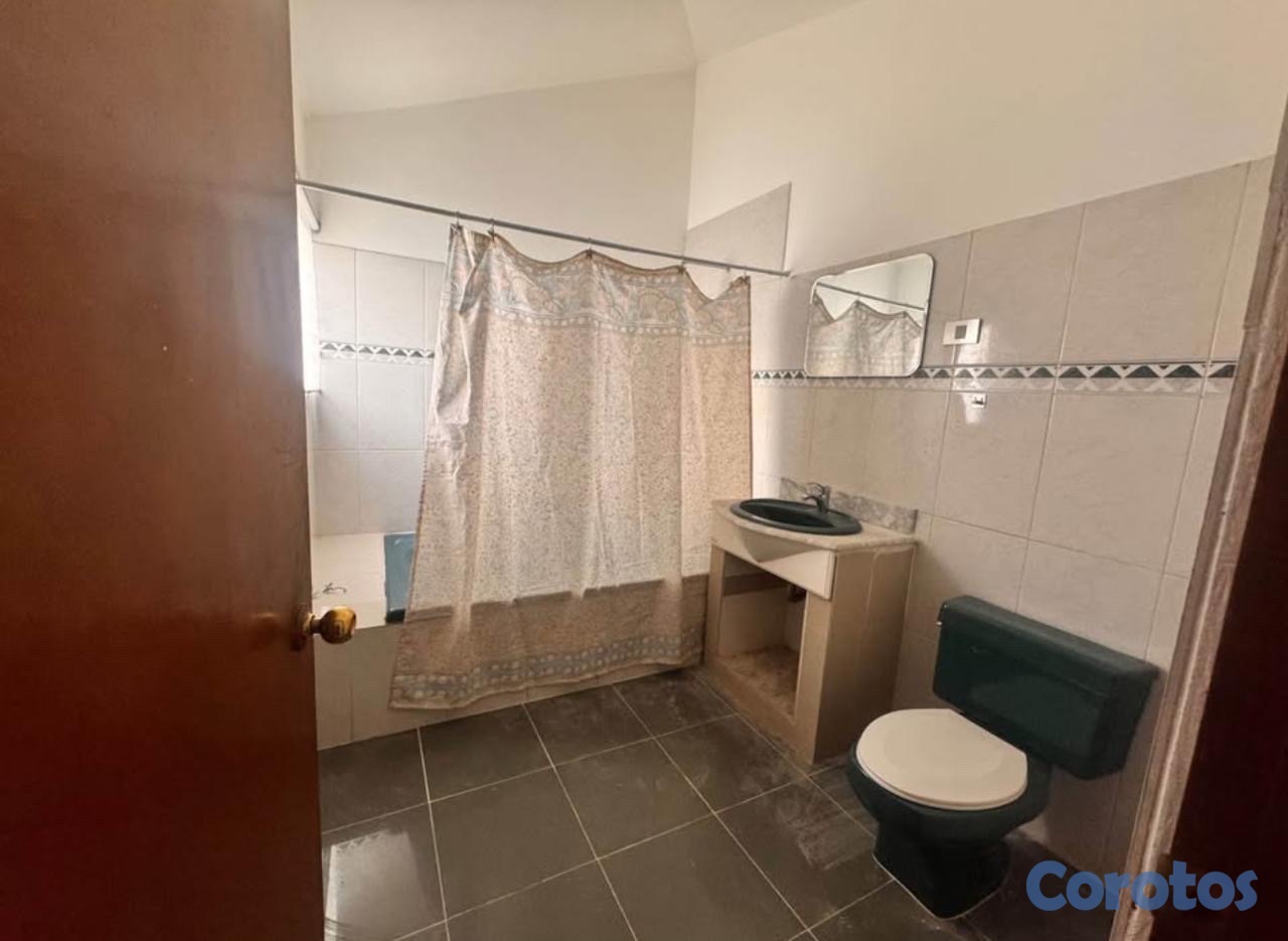 apartamentos - apartamento en alquiler a pocos pasos del palacio presidencial, zona céntrica. 5