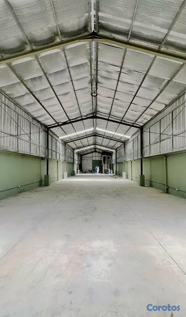 oficinas y locales comerciales - Nave en ensanche la fe  3
