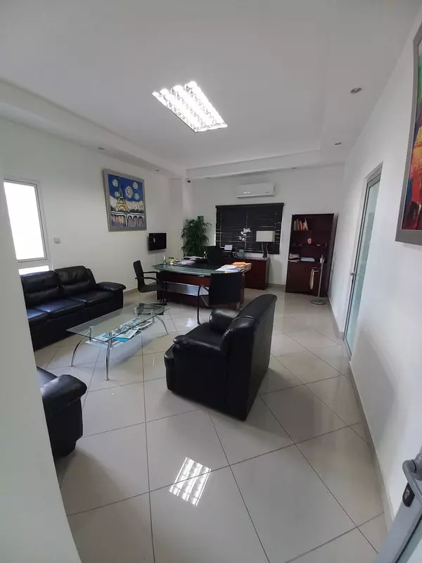 apartamentos - SIN INTERMEDIARIO VENDO EDIFICIO EN EL DISTRITO NACIONAL 8