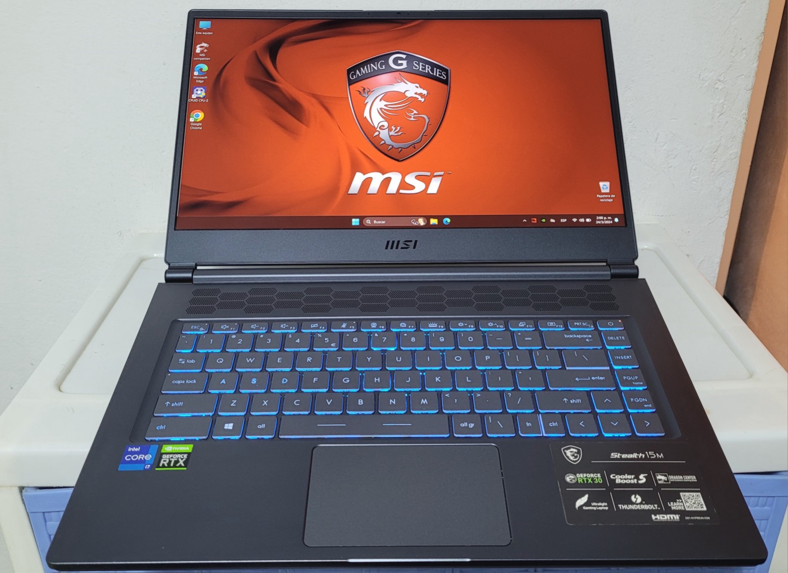 computadoras y laptops - Msi m15 Core i7 11th Gen Ram 16gb Disco 1tb SSD Nvidea RTX 3060gb 1080p a 144hz 2