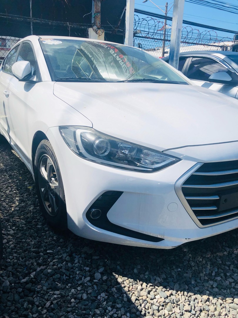 carros - HYUNDAI AVANTE 2018 BLANCA 2