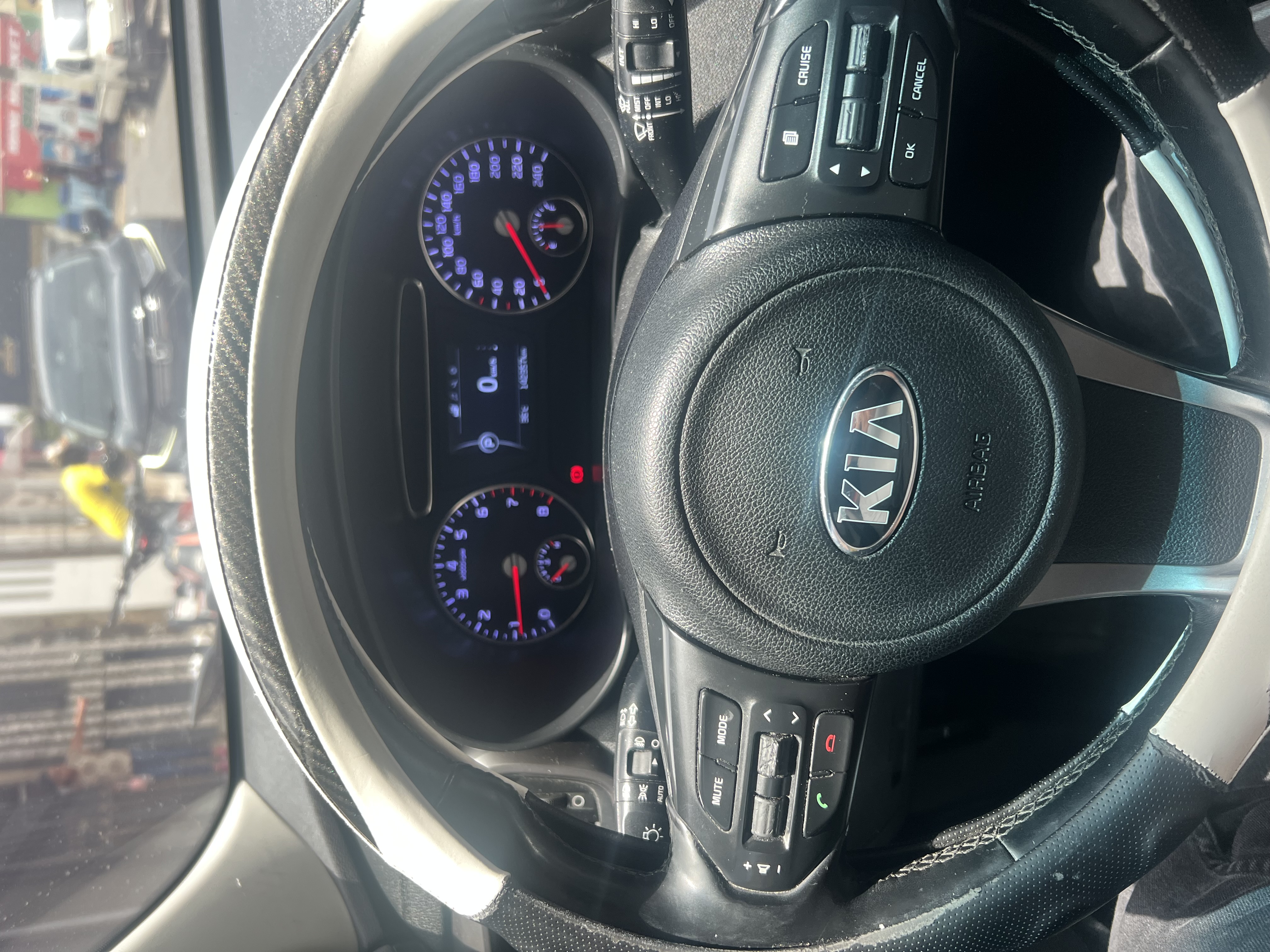 jeepetas y camionetas - SE VENDE KIA SORENTO 2017 10