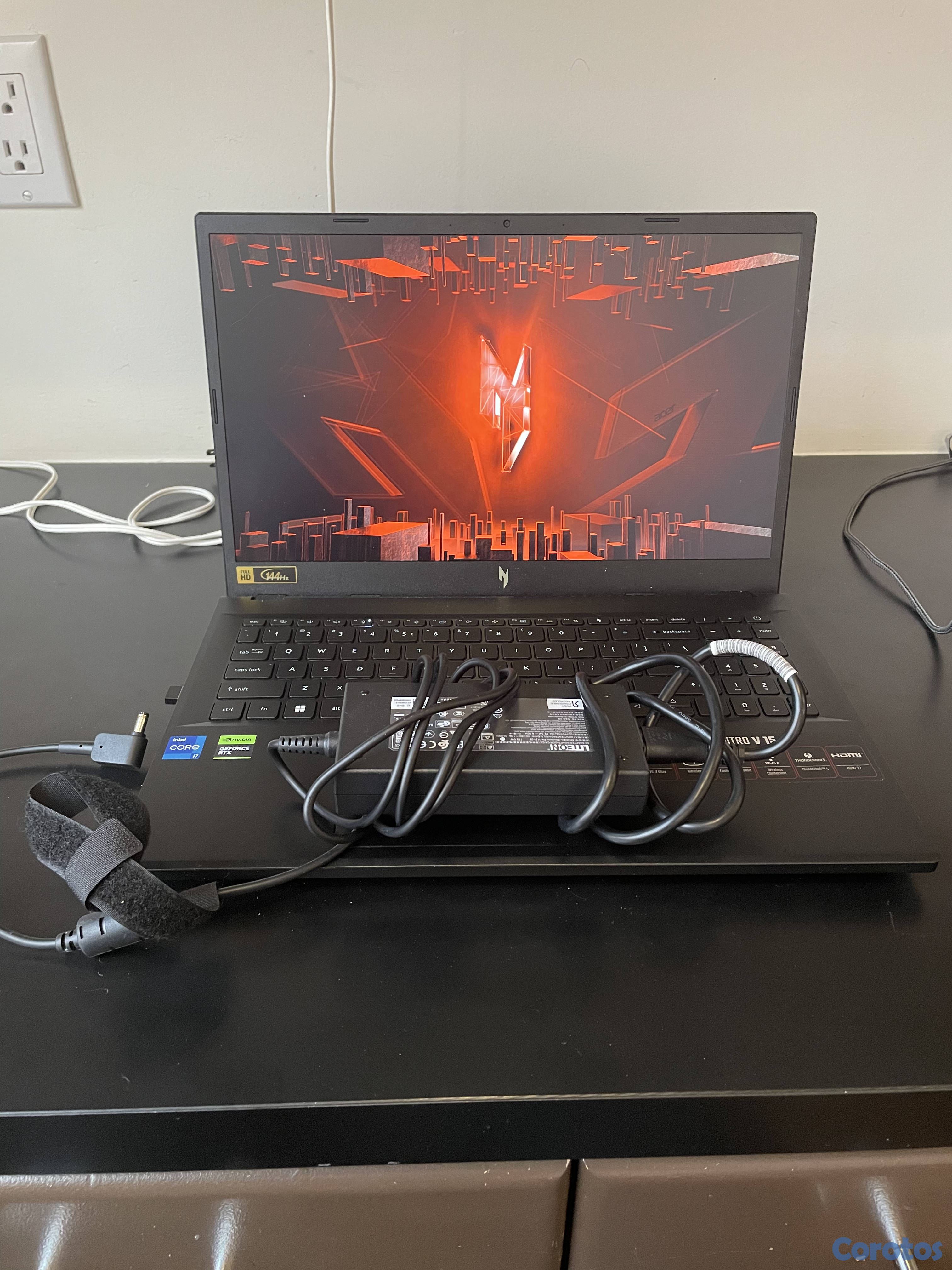 computadoras y laptops - ACER NITRO 5 15.6" 144HZ - Intel i7-13620H 16GB DD 1