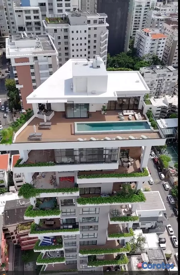 apartamentos - Apartamento en Paraiso Uno por piso 6 parqueos 3