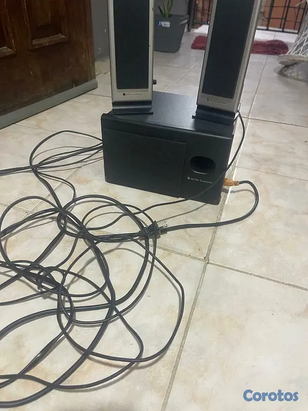 otros electronicos - Bocina Subwoofer  2