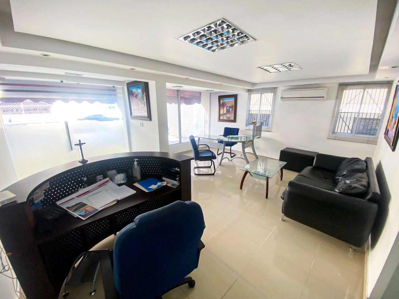 oficinas y locales comerciales - Naco local comercial 1er nivel 113m2  2
