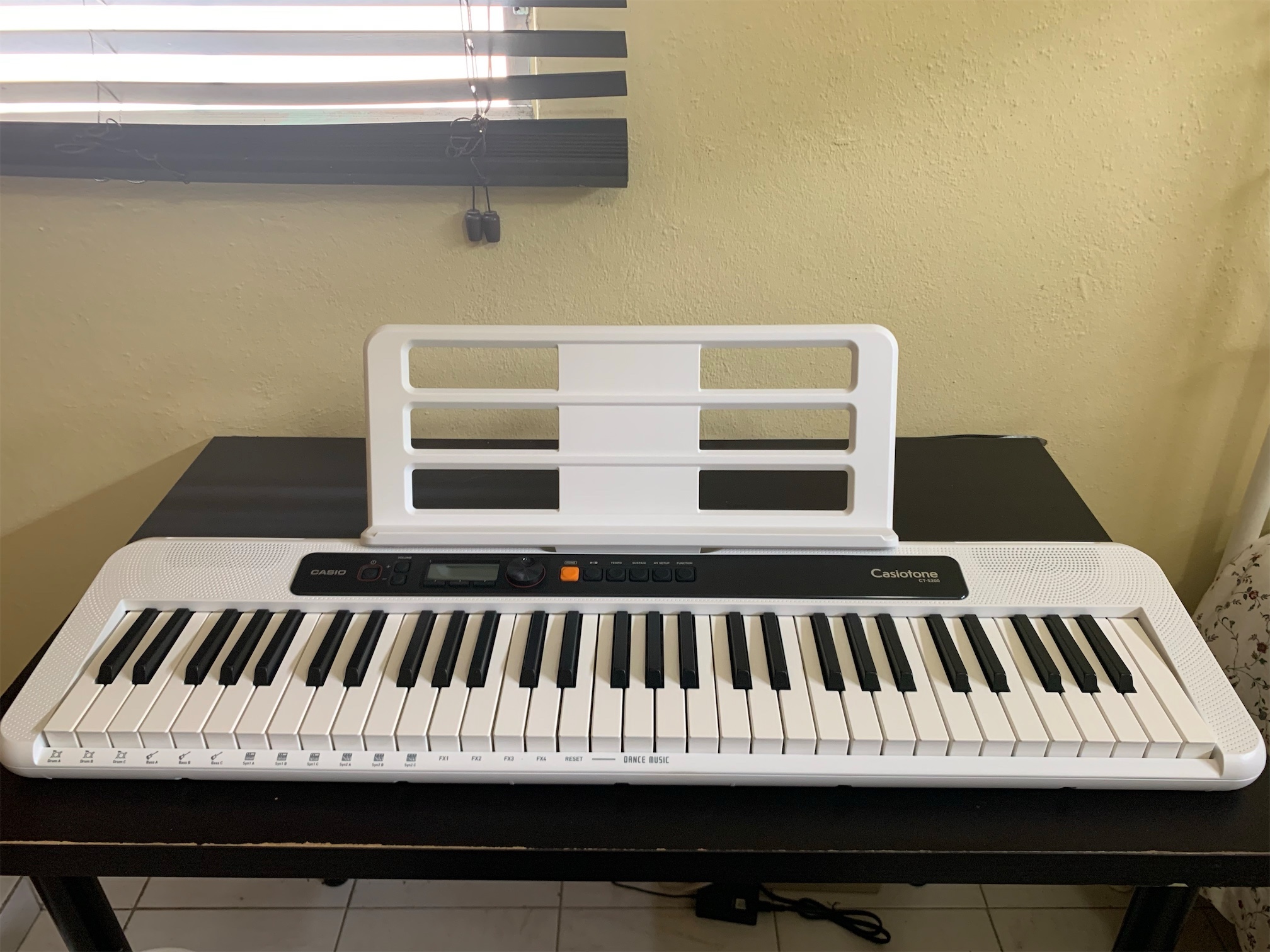 instrumentos musicales - Se vende piano tipo Teclado Digital CASIO. En condición COMO NUEVO. 3