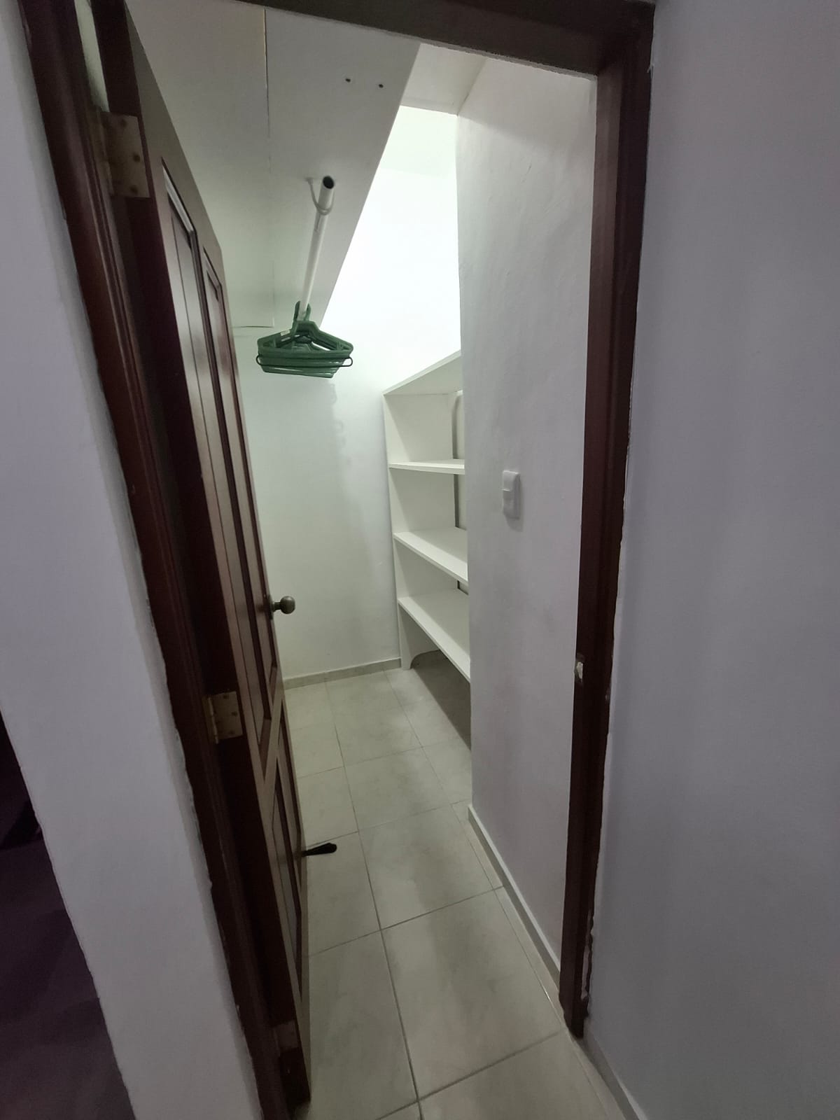 apartamentos - Alquilo apartamento amueblado en Quisqueya 8