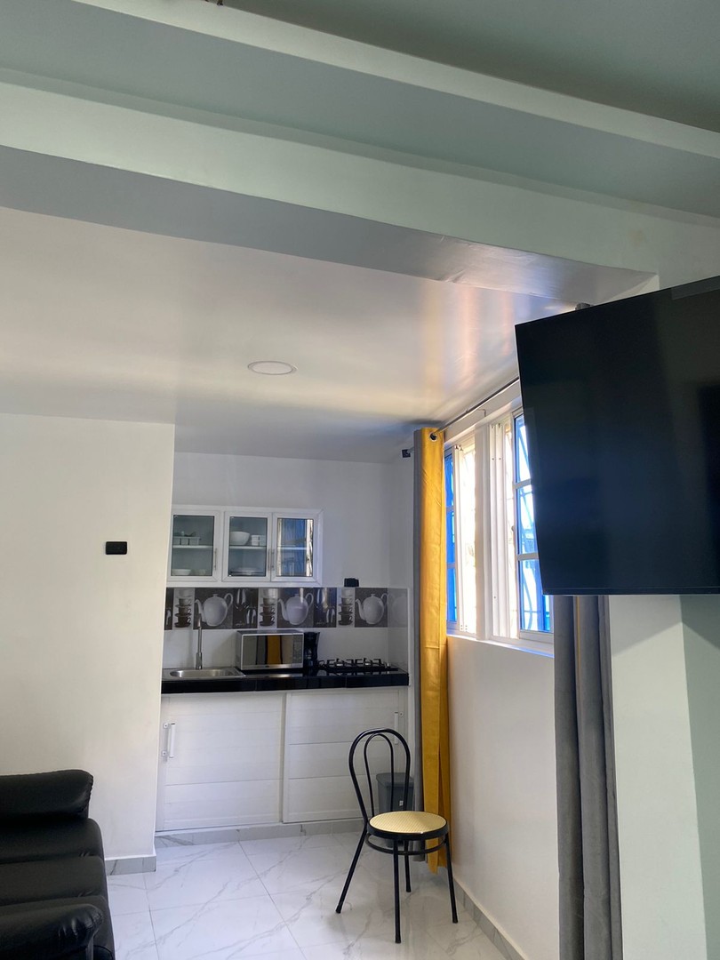 apartamentos - Alquiler Estudio Amueblado Ubicado en la Zona Colonial, Santo Domingo 3