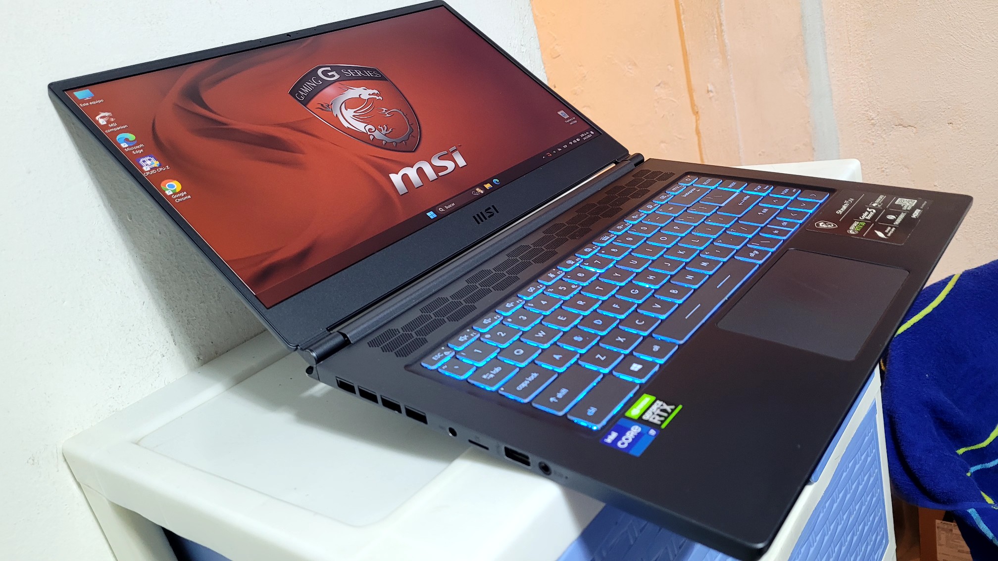 computadoras y laptops - Msi m15 Core i7 11th Gen Ram 16gb Disco 1tb SSD Nvidea RTX 3060gb 1080p a 144hz 3