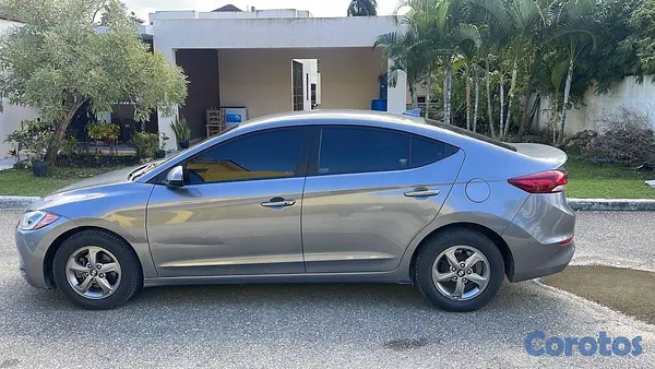carros - HYUNDAI ELANTRA 2018 COMO NUEVO. 2