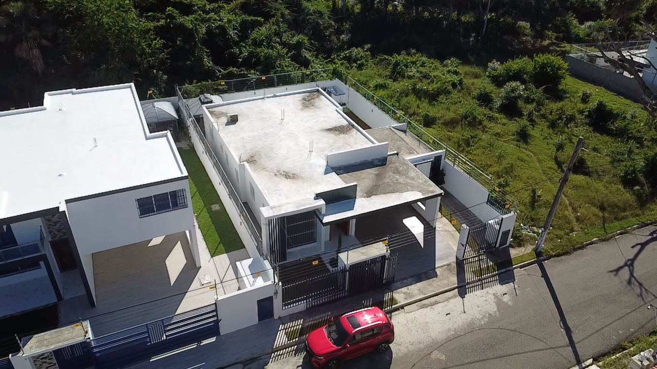 casas - AMPLIA Y ACOGEDORA CASA EN VENTA – CERRO ALTO. 1