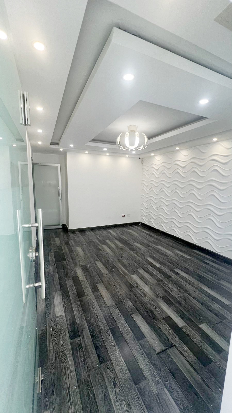 oficinas y locales comerciales - Local céntrico en el Millon 3