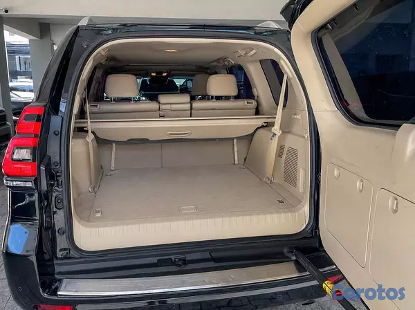 jeepetas y camionetas - Toyota Land Cruiser VXL 2024 6