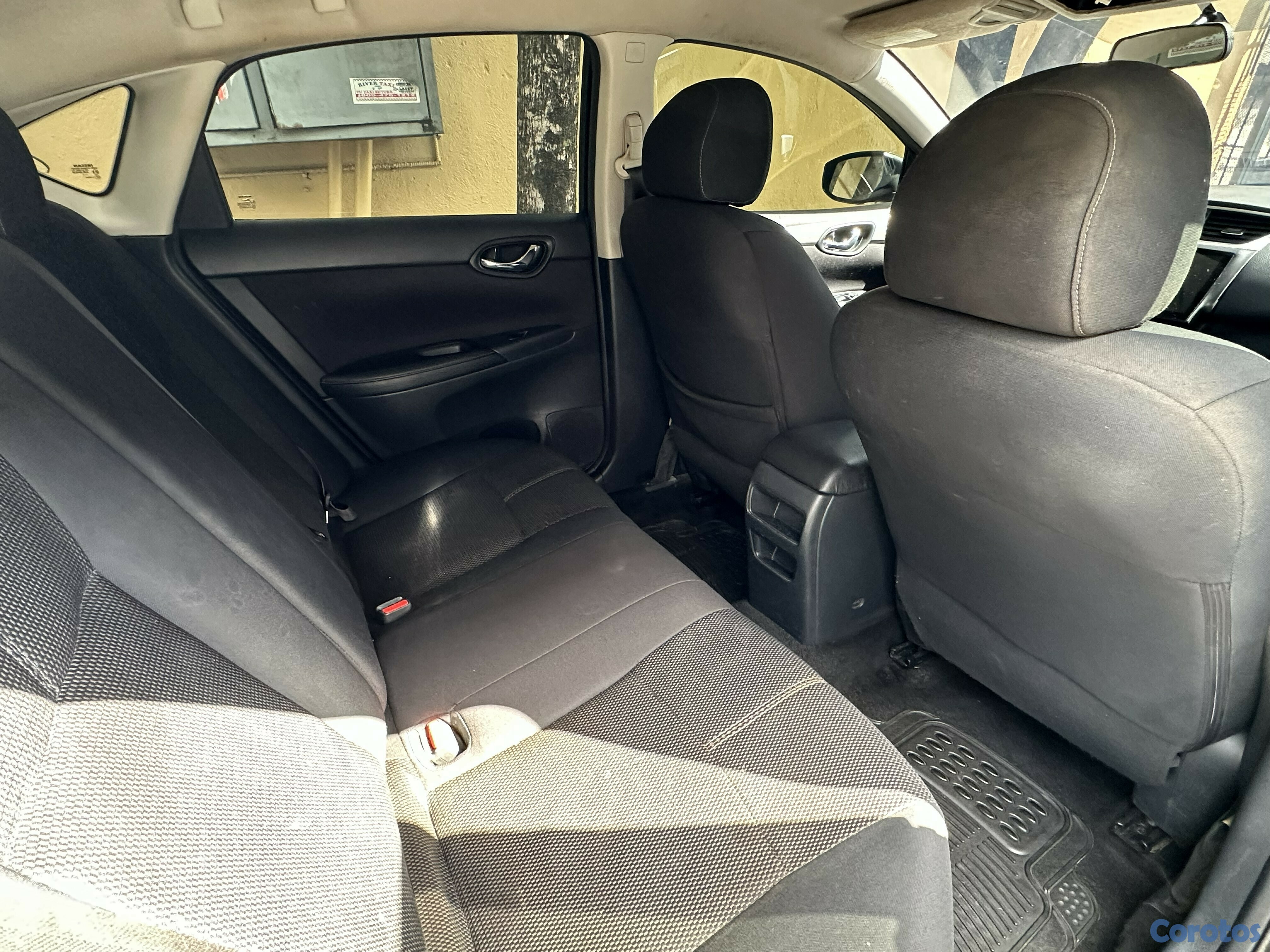 carros - Sentra 17 de Oportunidad 3