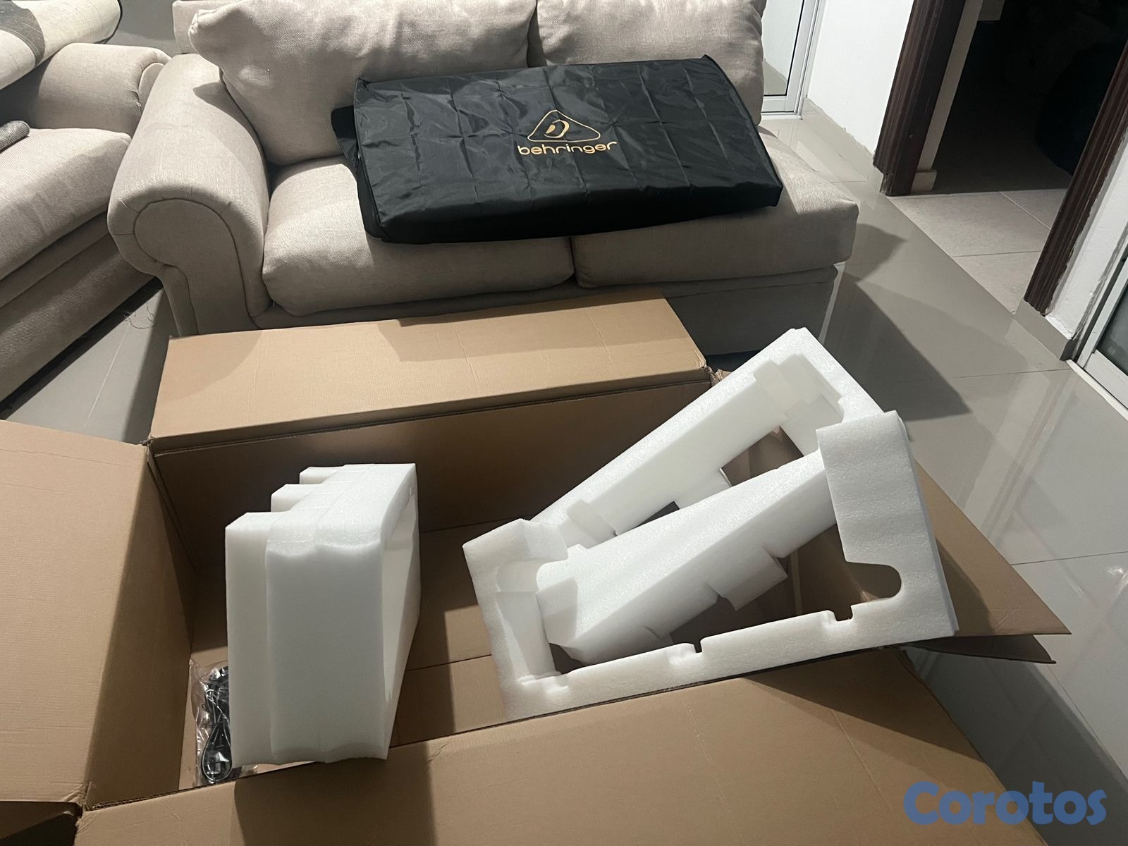 camaras y audio - NUEVA, vendo consola digital BEHRINGER X 32 (La full) 6