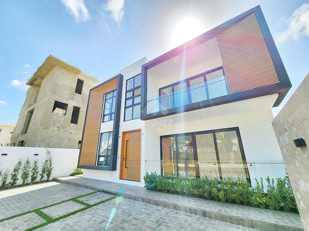 otros inmuebles - TOWNHOUSE PRIMER PISO CON PATIO VILLA MARIA SANTIAGO 0