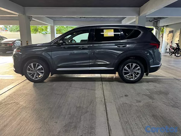 jeepetas y camionetas - HYUNDAI SANTA FE SEL LIMITED (LA MÁS FULL) 4