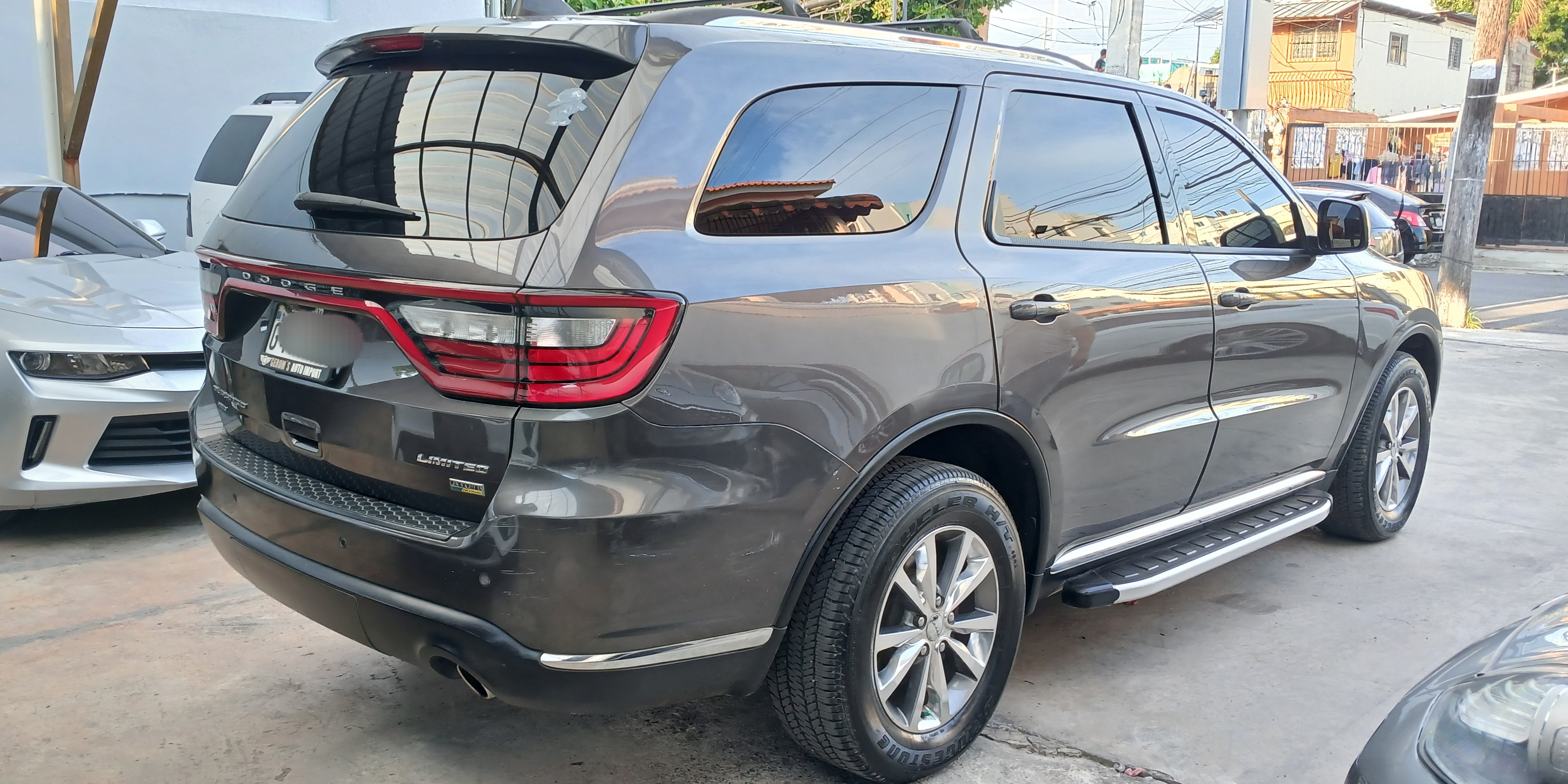 jeepetas y camionetas - DOSGE DURANDO LIMITED 2014 4
