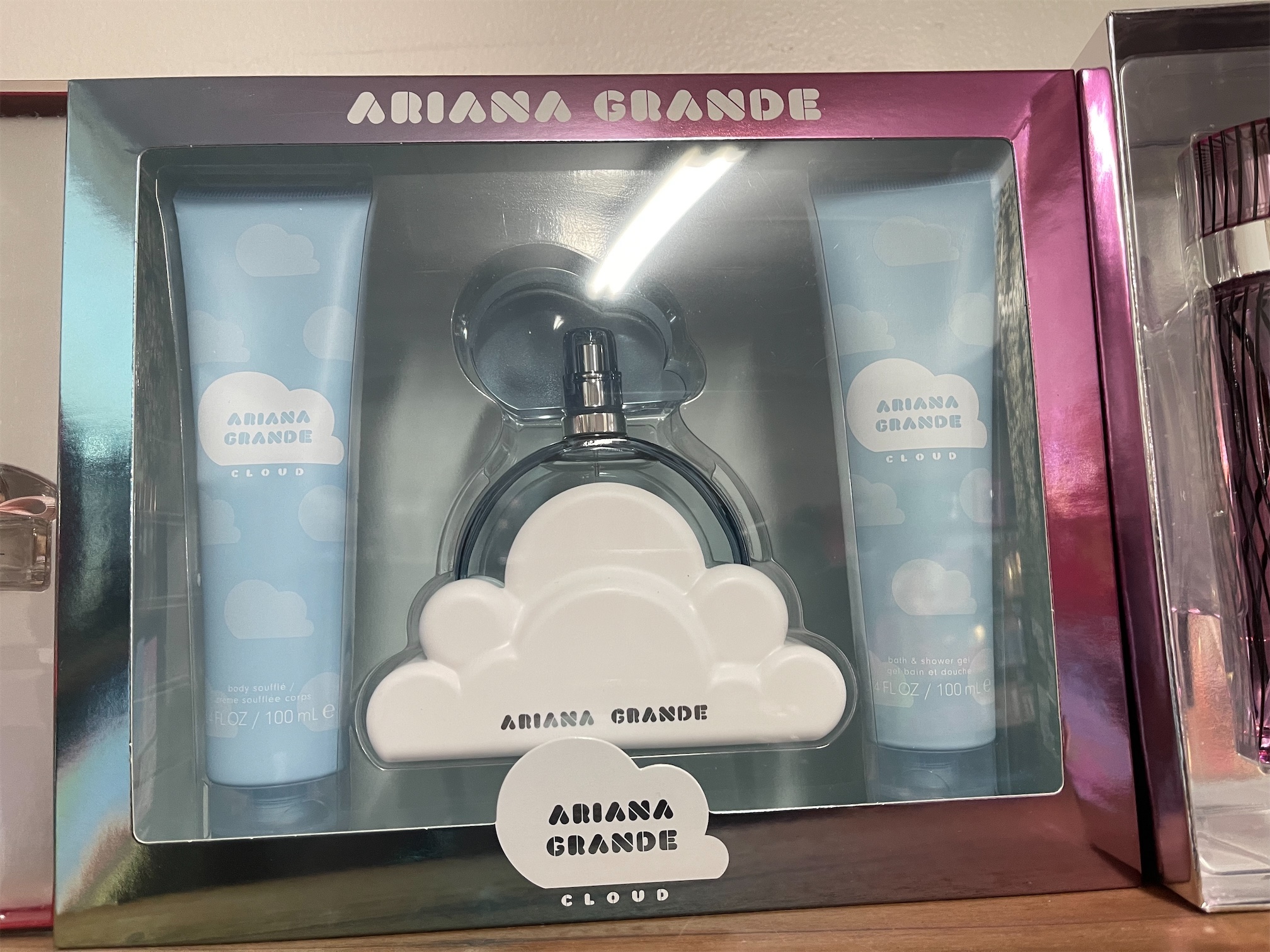 salud y belleza - Set perfume Cloud Ariana Grande. AL POR MAYOR Y AL DETALLE 